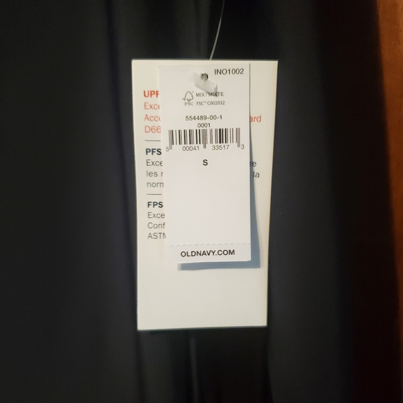 NWT - Women's UV Protection Performance Shirt - Picture 2 of 8